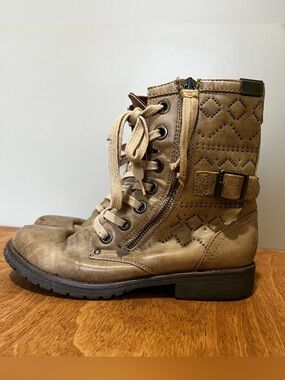 Roxy Tan Lace-Up Side-Zip Ankle Boots